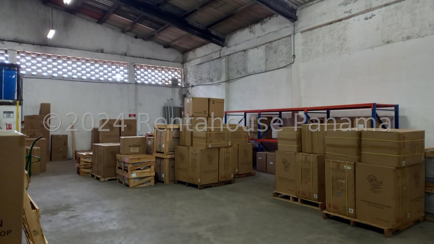 Warehouse for Sale in Colon Colon 03050